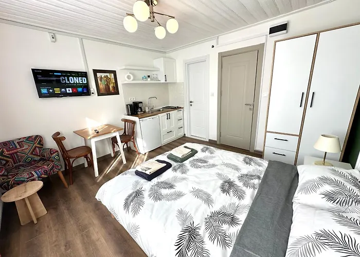 Yellowhouse 5 Estambul